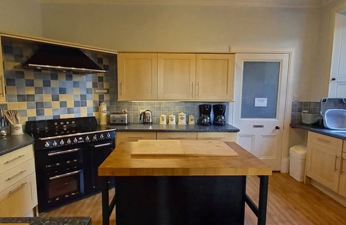 Pitlochry House | Kinnaird Country House, Pitlochry, Scotland Private Hot Tub & Pet-Friendly