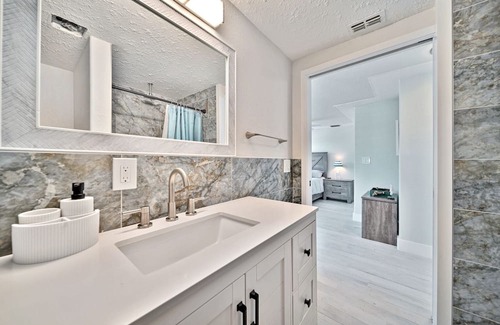 Matlacha House | Blue Lagoon: Weekly Bookings Available in Charming Matlacha, FL community!