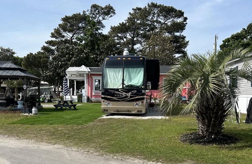 Myrtle Beach RV Rental | MH37A Extra Large RV Camping Spot, Ocean View, Steps from the Ocean