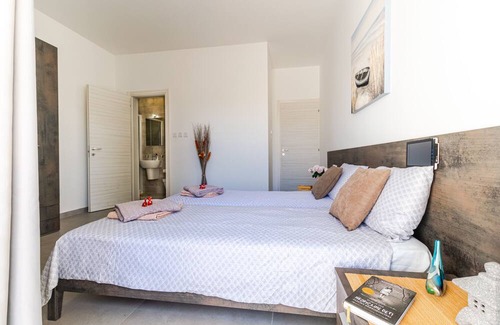 Qawra Apartment | Brand New 3Bdr 2 Bth Apartment with Terrace C 12 Bugibba