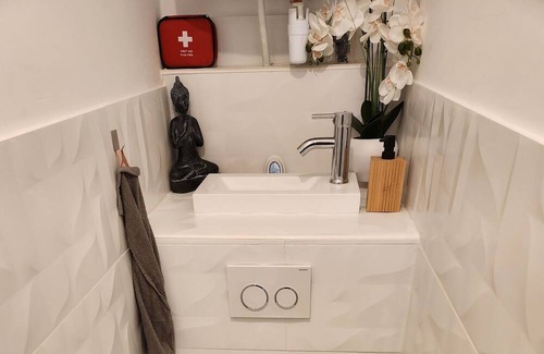 Saint-Assiscle Apartment | Studio Romantique Avec Jacuzzi