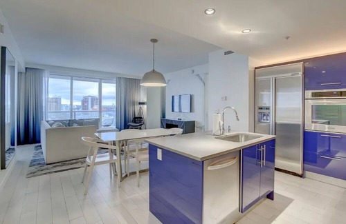 Central Beach Resort | The W Fort Lauderdale Suite 1907