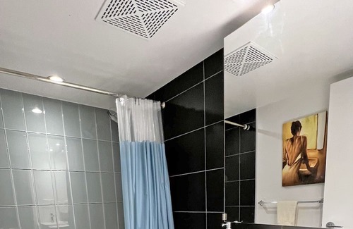 CityPlace Apartment | Rhenie-Downtown Toronto Suites