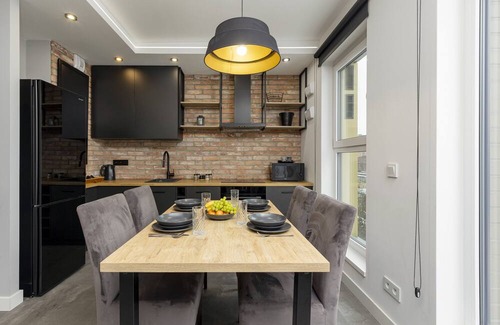 Lodz Apartment | Milionowa Loft Apartment by Renters