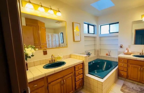 Willow Creek House | Cozy beautiful custom home