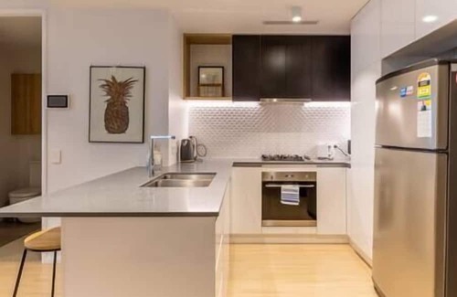 West End Apartment | West End Executive Suite, on the Brisbane River.