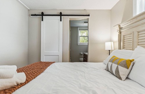 Lakeshore South House | Lakeshore Lush