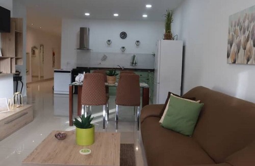 Safi Apartment | Cozy Stay Mins away from Airport