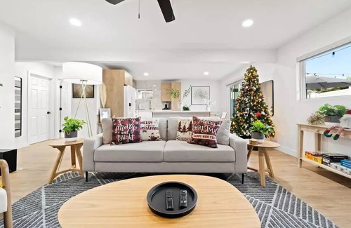 La Presa House | Charming 2 bedroom home in Spring Valley, CA.