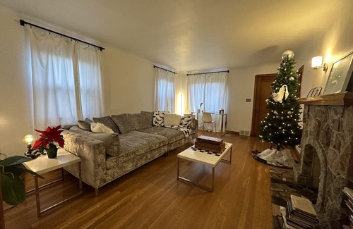 Old Brooklyn House | Be my guest, put my service to the test.
