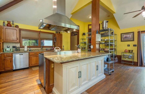 Candler House | Historic Engadine House Suite S5
