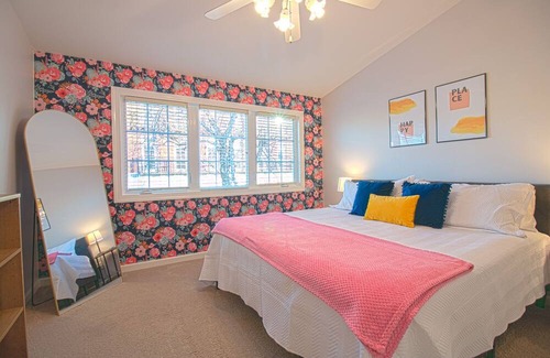 Wilmington Condo | Escape on the Cape - Riverfront Sunset Views in Downtown Wilmington