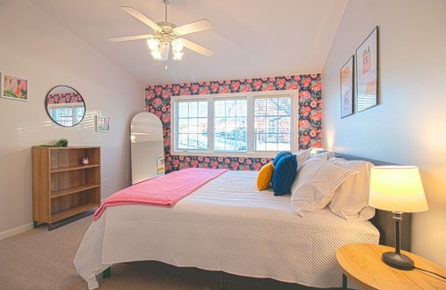 Wilmington Condo | Escape on the Cape - Riverfront Sunset Views in Downtown Wilmington