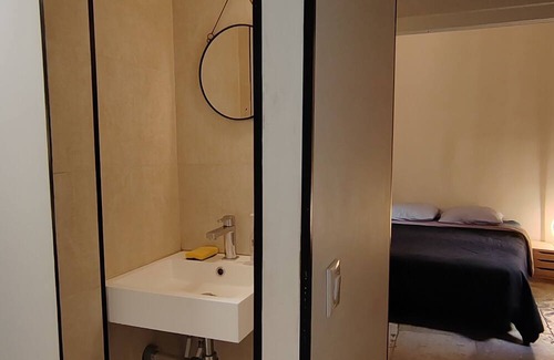 Montpellier City-Centre Apartment | Palais des Rois D'aragon