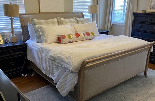 Forest Hills House | Master's Rental on The Hill- 1 mile from the Augusta National