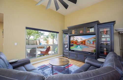 Santiago House | Be in the heart of Scottsdale and enjoy a relaxing pool, game room, and hot tub!