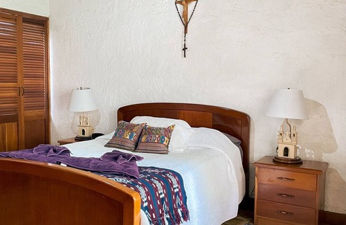 Panajachel House | Casa Monterrey - 3 Bedroom Spatious Private House