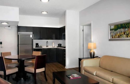 Celebration Condo | Melia Orlando at Celebration 2br suite, Friday check-in