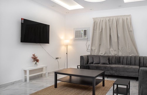 Medina Apartment | Lux Fam 3 Beds apt in Al-Masjid Nabawi