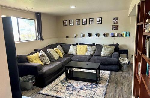 Pullman House | Comfortable Family Home in Pullman