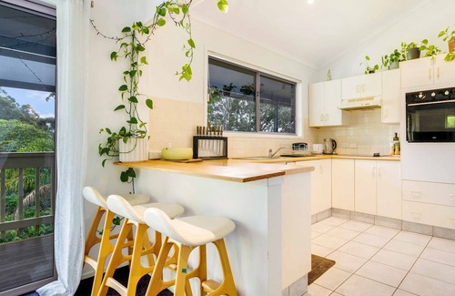 Ocean Shores House | Warrambool - Spacious Coastal home with Ocean views.