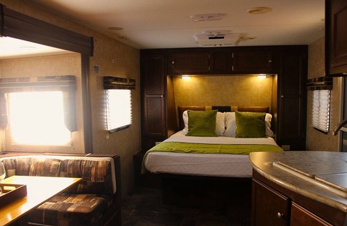 Golden Gate RV Rental | "Naples Bliss RV Stay"