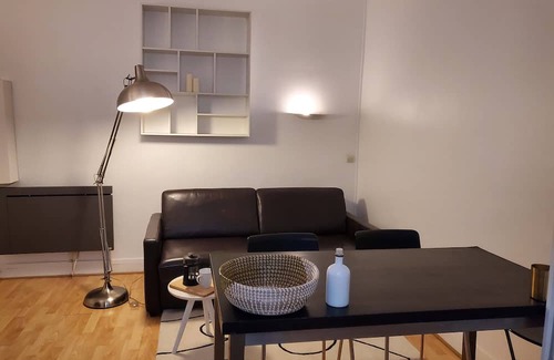 6th Arrondissement Apartment | Cozy cocoon near the Louvre Museum