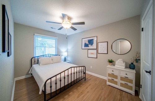 East Ocean View Apartment | OV 15th Bay - Solis Suite