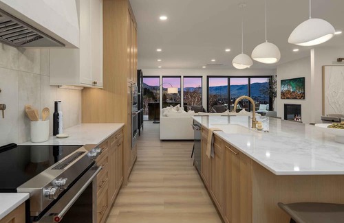 Chelan Villa | Aman Lakehouse - Lakeside Luxury Retreat with Exclusive Amenities! "NEW Build"