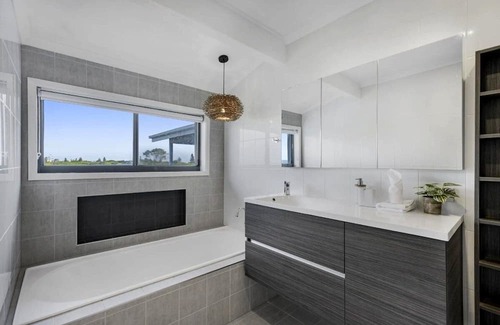 Central Coast House | Clear Waters at The Entrance
