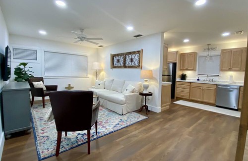 Brewton House | The Reunion House Is a Great Retreat in The Heart of Brewton, Alabama!