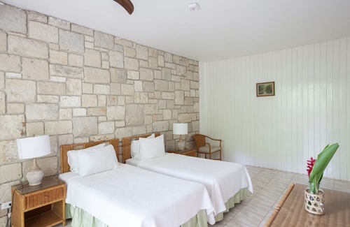 Port Antonio House | Great House Standard Suite Frenchman's Cove Resort