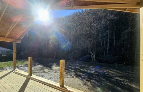 Ragland Cabin | NEW BUILD - Close to Hatfield Mccoy TRAILS - Sleeps 6 - Cliff's Deer Rest