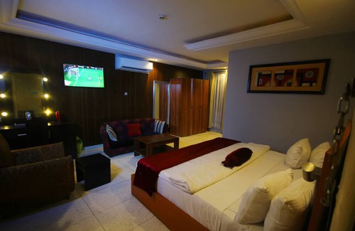 Somolu Hotel | Elegance suites and hotels