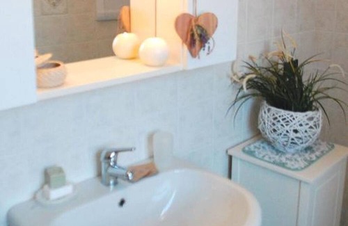Prabione Apartment | Apartment 'Lina 2' with Mountain View, Shared Garden and Wi-Fi