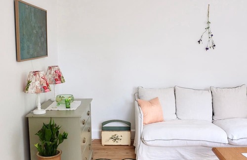 Moss Vale House | Hydrangea House, Moss Vale