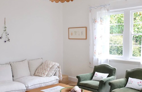 Moss Vale House | Hydrangea House, Moss Vale