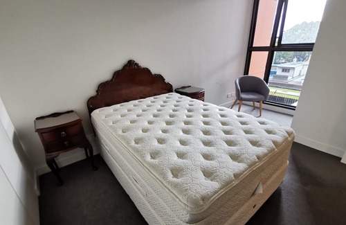 Waterloo Apartment | Fully Furnished 2B2B, all room Large Sunny, Next to station, One stop to city