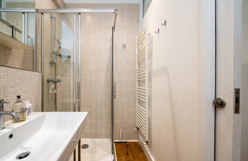 Victoria Apartment | GuestReady - Serenity by Victoria Park