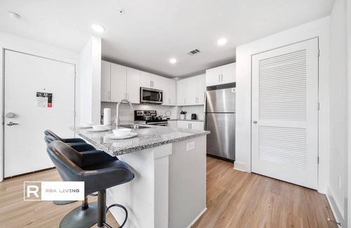 Chosewood Park Apartment | Gorgeous Top Floor Skylark Loft x RBA