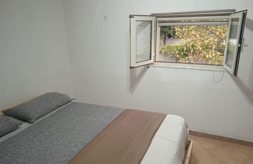 Barra House | Casa vacanze 55. 3 minutes from the train to the historic center of Naples.