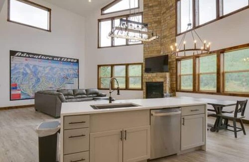 Blue River House | Amazing views Twin peaks South Duplex