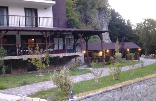 Bulz House | Pensiunea Apuseni Wild