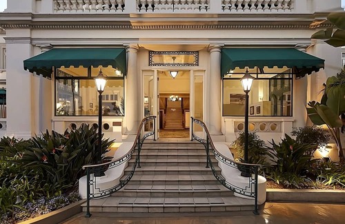 Coronado House | San Diego Getaway! With Heated Pool, Private Parking, Near Coronado Beach!