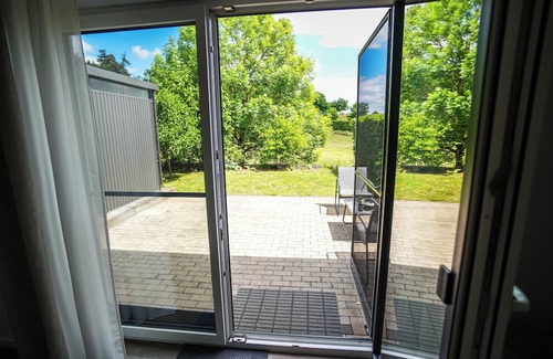 Fohren House | Modern semi-detached house with XXL parking space, bike storage and garden near Trier