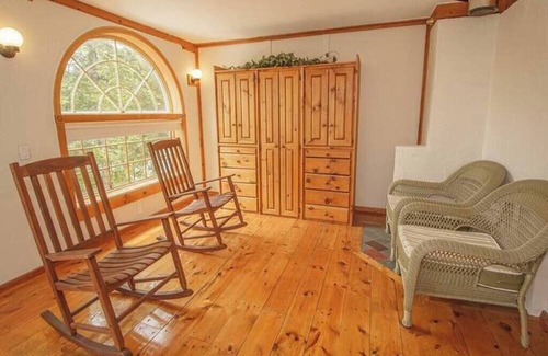 West Dover Villa | The Mahogany House Indoor pool-Spa-Sauna&Gameroom
