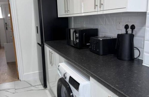 Seven Kings Apartment | Shelters Residentials – Comfortable Aparthotel Living in Seven Kings