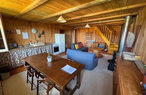 Saint-Julien-Labrousse Cottage | Gite Cabin & Funny Animals