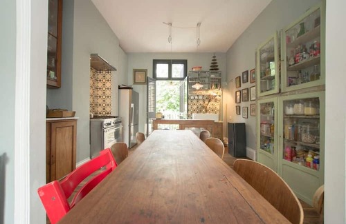Hackney Apartment | Vintage Heaven in Designer East London Home
