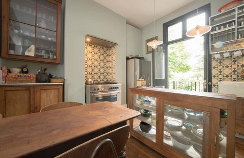Hackney Apartment | Vintage Heaven in Designer East London Home